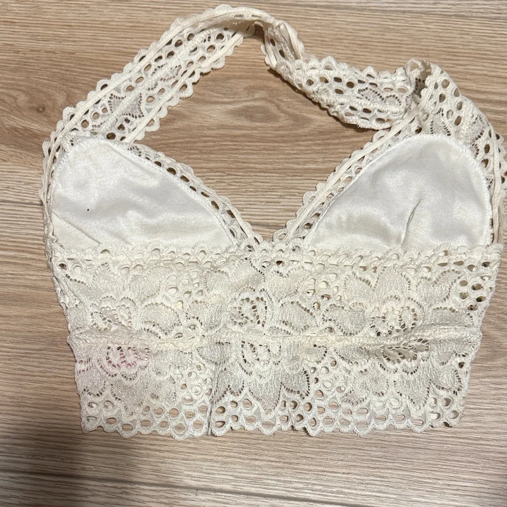 Elegant Lace Halter Bralette - Cream - Picture 6 of 6